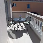 Delac * Vodice