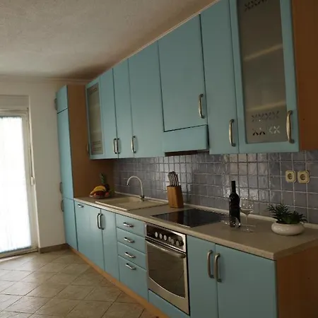 Delac Lägenhet Vodice