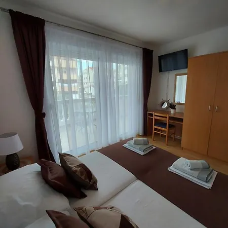 Delac Apartment *