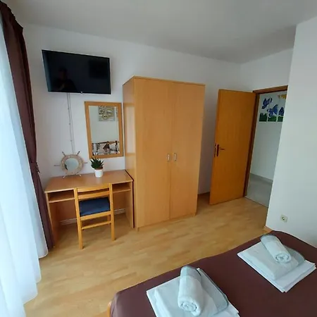 Apartament Delac