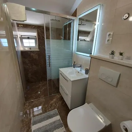 Delac Apartment *