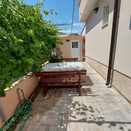 Delac Apartment *