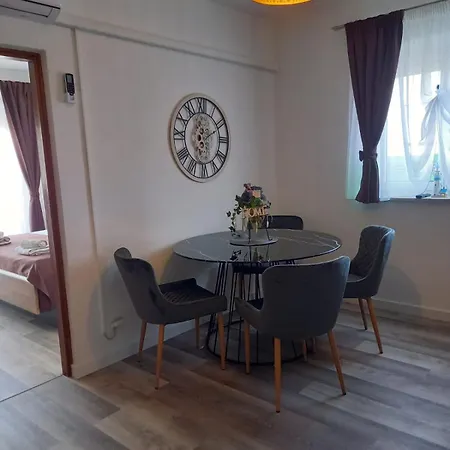 Delac Lägenhet